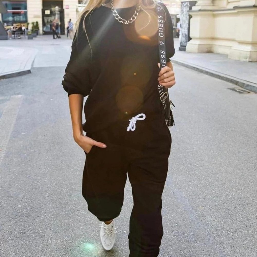 New Women's  Tracksuit